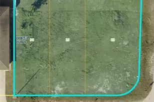 1429 SE 27th St, Cape Coral, FL 33904 - Photo 1