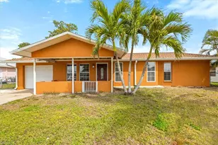 631 SE 34th Terrace, Cape Coral, FL 33904 - Photo 1