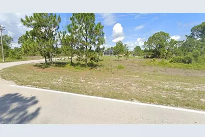 1034 Columbus Blvd S, Lehigh Acres, FL 33974 - Photo 1