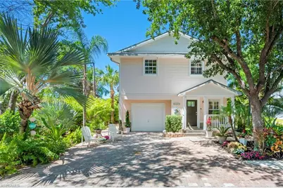 2800 Lakeview Dr #5, Naples, FL 34112 - Photo 1