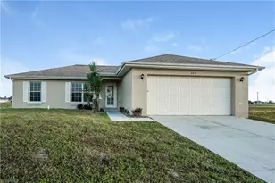 425 NE 15th Terrace, Cape Coral, FL 33909 - Photo 1