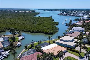 2111 Sheepshead Dr, Naples, FL 34102 - Photo 1