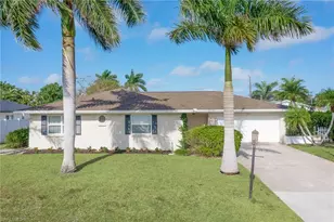 155 Flame Vine Dr, Naples, FL 34110 - Photo 1