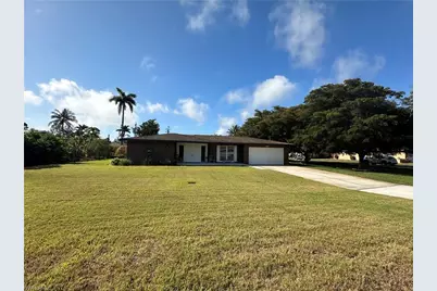 2402 Woodland Blvd, Fort Myers, FL 33907 - Photo 1
