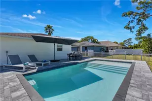 855 98th Ave N, Naples, FL 34108 - Photo 1