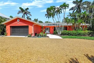 135 7th Ave N, Naples, FL 34102 - Photo 1