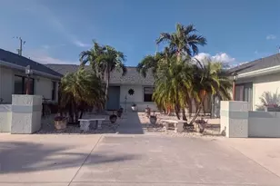 715 SE 47th St, Cape Coral, FL 33904 - Photo 1