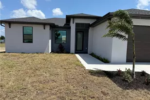2023 NE 9th Pl, Cape Coral, FL 33909 - Photo 1