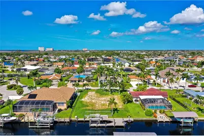 5327 Baypoint Ct, Cape Coral, FL 33904 - Photo 1