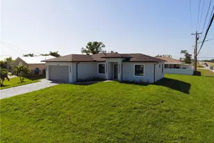 1528 NW 17th St, Cape Coral, FL 33993 - Photo 1