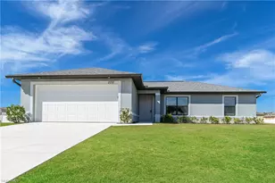 2212 NE 7th Ave, Cape Coral, FL 33909 - Photo 1