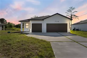739 Woodcrest Dr, Lehigh Acres, FL 33972 - Photo 1