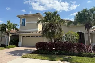 8161 Venetian Pointe Dr, Fort Myers, FL 33908 - Photo 1