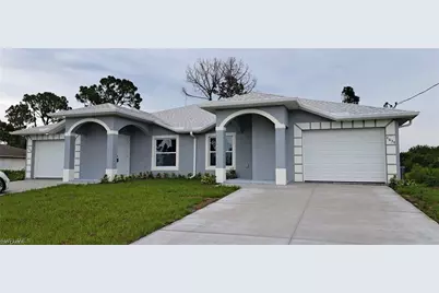 4636 Golfview Blvd, Lehigh Acres, FL 33973 - Photo 1