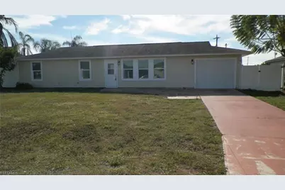1614 NE 12th St, Cape Coral, FL 33909 - Photo 1