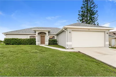 1119 NE 5th Ave, Cape Coral, FL 33909 - Photo 1