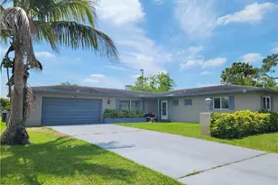 304 Hollywood St, Lehigh Acres, FL 33936 - Photo 1