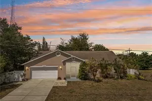 1551 Evalena Ln, North Fort Myers, FL 33917 - Photo 1