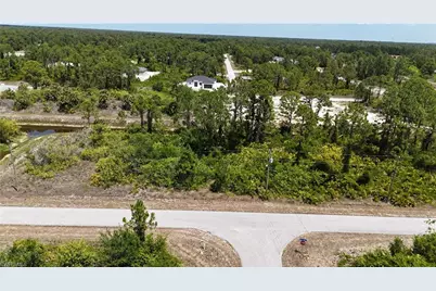 1039 Kellogg St E, Lehigh Acres, FL 33974 - Photo 1