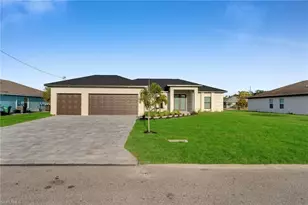 1006 SW 6th Ave, Cape Coral, FL 33991 - Photo 1