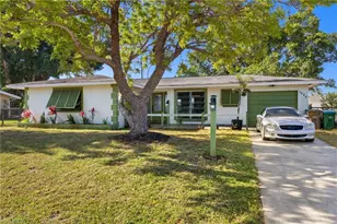 1526 SE 42nd St, Cape Coral, FL 33904 - Photo 1