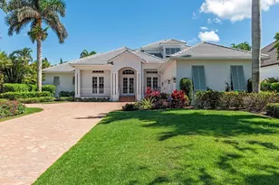 650 Bow Line Dr, Naples, FL 34103 - Photo 1