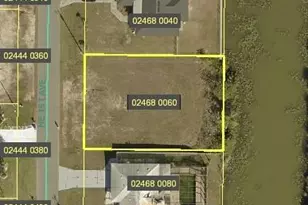 1019 NE 1st Ave, Cape Coral, FL 33909 - Photo 1