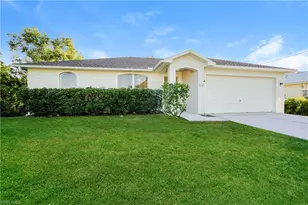 725 Kari Cir, Lehigh Acres, FL 33974 - Photo 1