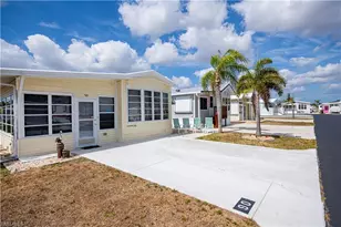 90 Lofty Ln, North Fort Myers, FL 33903 - Photo 1