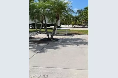 139 Pavillion Dr, Fort Myers Beach, FL 33931 - Photo 1