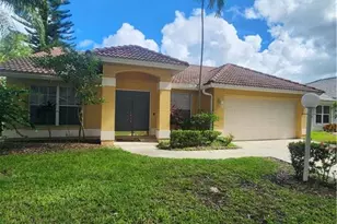 12691 Eagle Pointe Cir, Fort Myers, FL 33913 - Photo 1