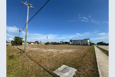 4531 Chiquita Blvd S, Cape Coral, FL 33914 - Photo 1