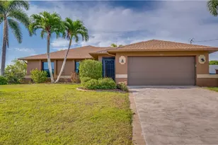 1017 SW 37th Ln, Cape Coral, FL 33914 - Photo 1