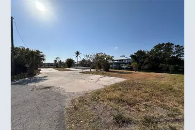 2654 Heron Ct, Saint James City, FL 33956 - Photo 1