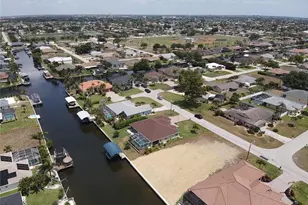 531 SW 40th Terrace, Cape Coral, FL 33914 - Photo 1