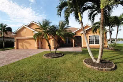 2086 Grove Dr, Naples, FL 34120 - Photo 1