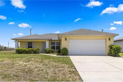 706 Kismet Pkwy E, Cape Coral, FL 33909 - Photo 1