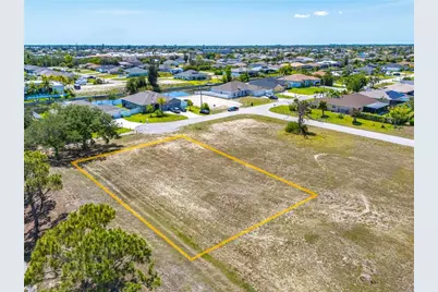 2418 SW 11th Ave, Cape Coral, FL 33914 - Photo 1