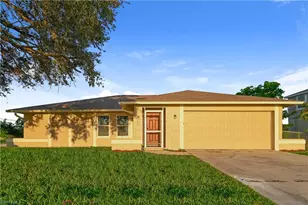1202 NE 14th Pl, Cape Coral, FL 33909 - Photo 1