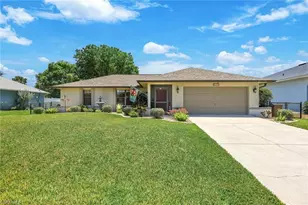 538 SE 1st St, Cape Coral, FL 33990 - Photo 1