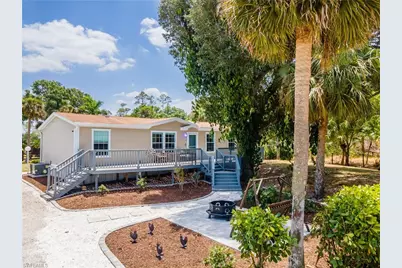 1935 Phillips Rd, Fort Denaud, FL 33935 - Photo 1