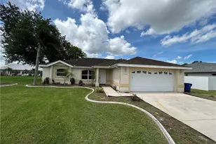 1540 Crestwood Cir N, Lehigh Acres, FL 33936 - Photo 1