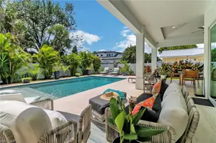 1262 10th St N, Naples, FL 34102 - Photo 1