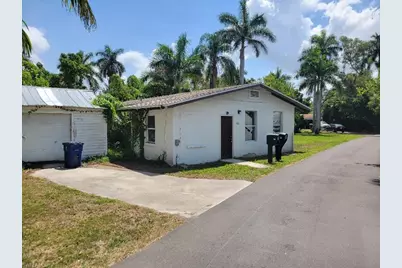 137 Standish Cir, North Fort Myers, FL 33903 - Photo 1
