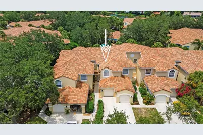 96 Silver Oaks Cir #1-202, Naples, FL 34119 - Photo 1