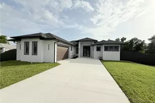 702 Zemil Ct, Fort Myers, FL 33913 - Photo 1