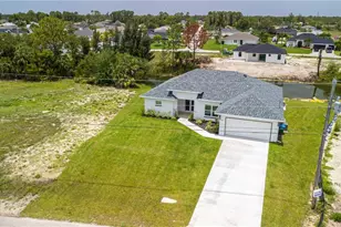 3342 NE 13th Pl, Cape Coral, FL 33909 - Photo 1