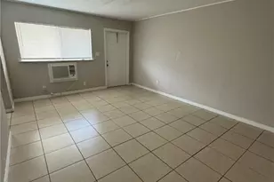 2452 Stella St, Fort Myers, FL 33901 - Photo 1