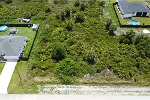 933 Norton Ave S, Lehigh Acres, FL 33974 - Photo 1