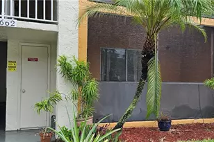 12662 Kenwood Ln, Fort Myers, FL 33907 - Photo 1